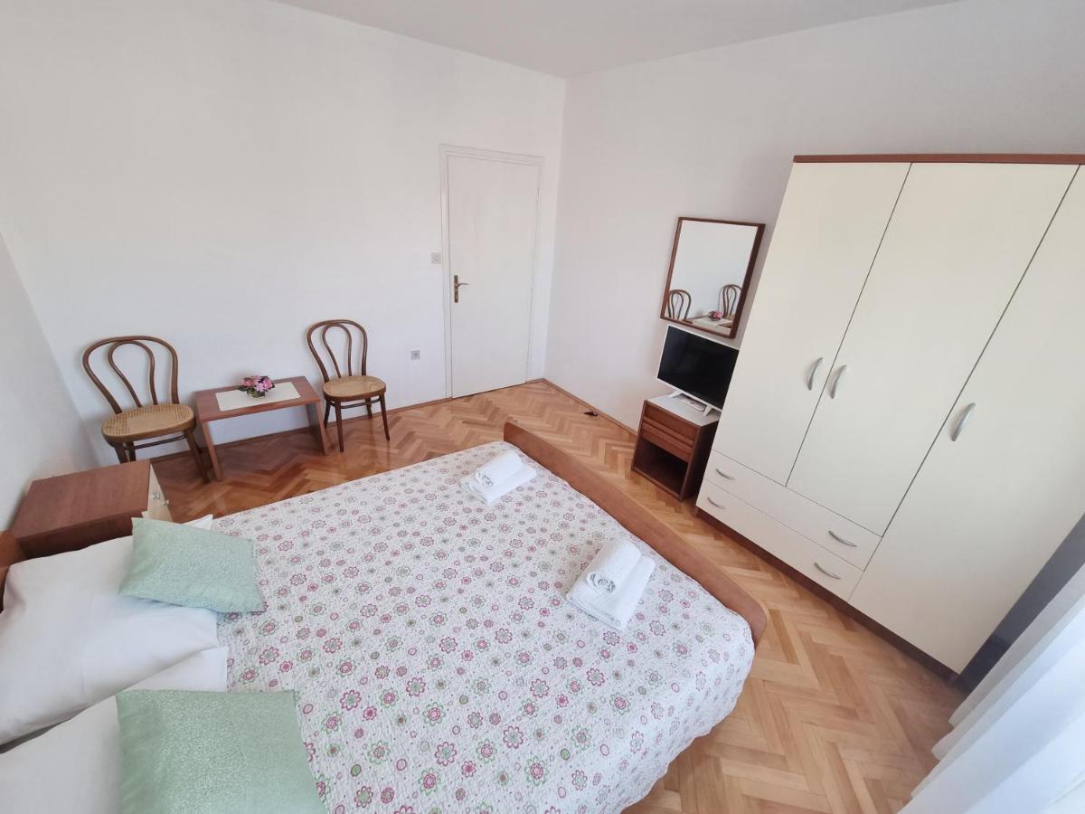 Apartman Bidol Макарська Екстер'єр фото